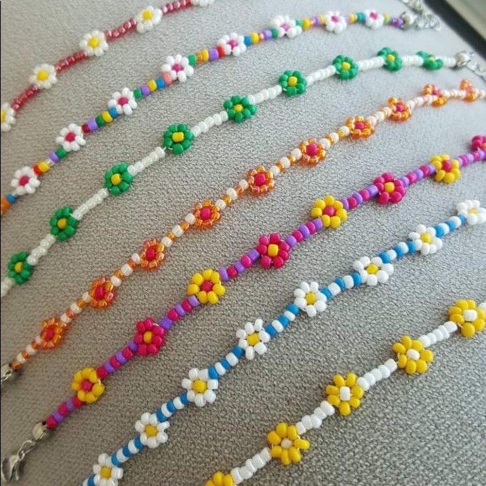 custom daisy chain beaded jewelry!!